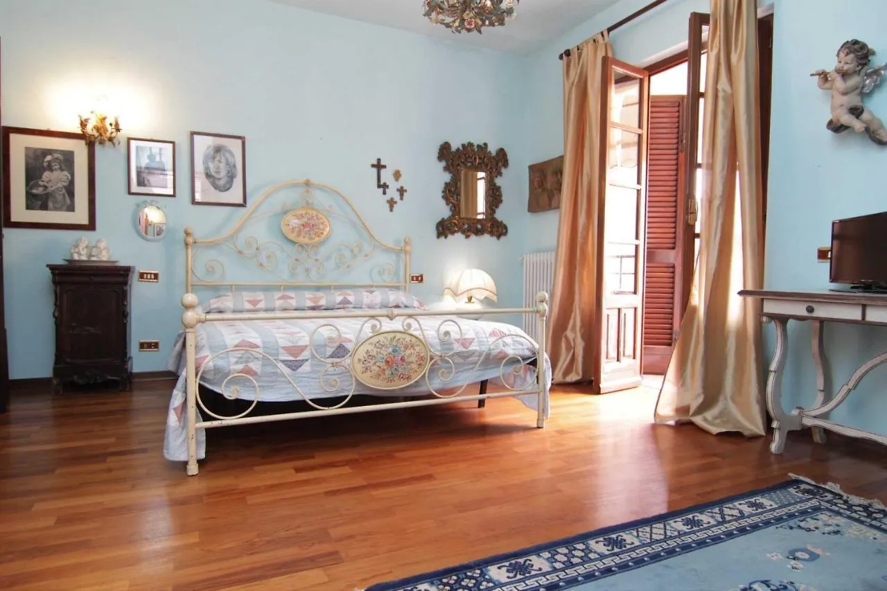 L'Arrocco Bed And Breakfast Marina Di Carrara 0*,  Italy