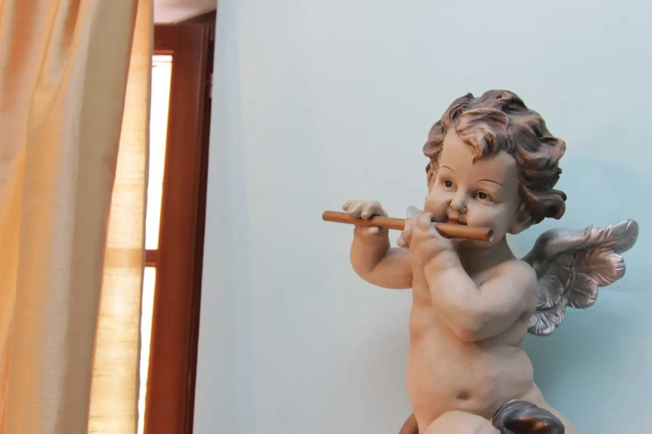 L'Arrocco Bed And Breakfast Marina Di Carrara Italy