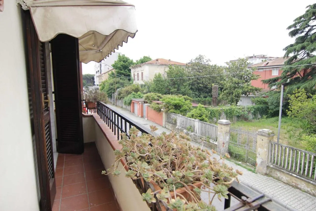 Bed & Breakfast L'Arrocco Bed And Breakfast Marina Di Carrara