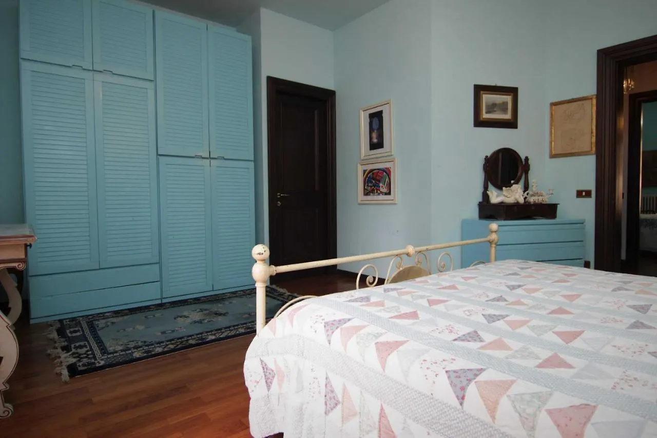 L'Arrocco Bed And Breakfast Marina Di Carrara 0*,  Italy